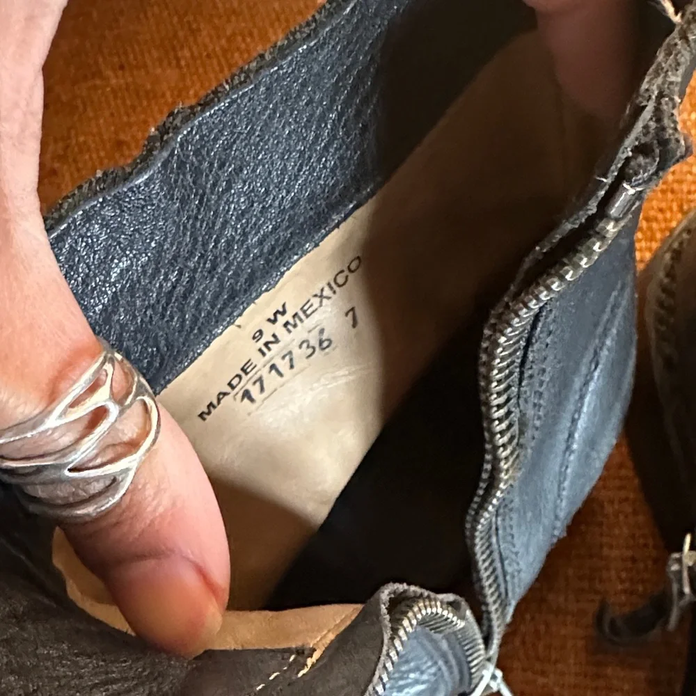 John Fluevog Black Leather Combat Boots - Picture 8 of 9